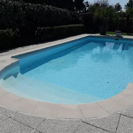 Avec Piscine Privee