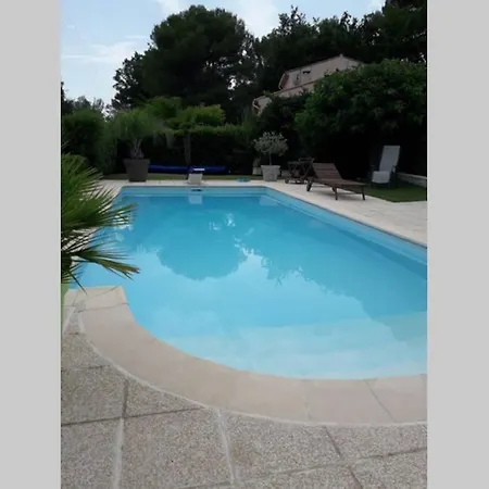 Avec Piscine Privee * Pierrevert
